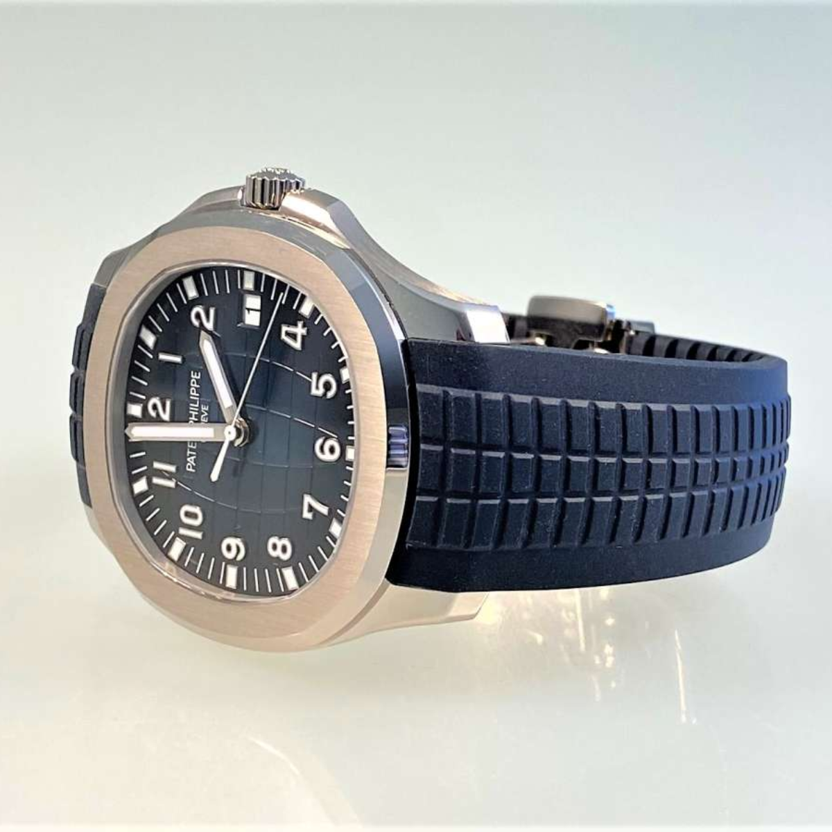 Relógio Nautillus 42.2 mm c/Pulseira de Borracha