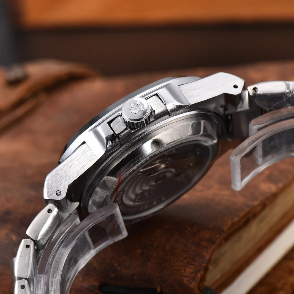 Relógio Nautillus Skeleton 41mm